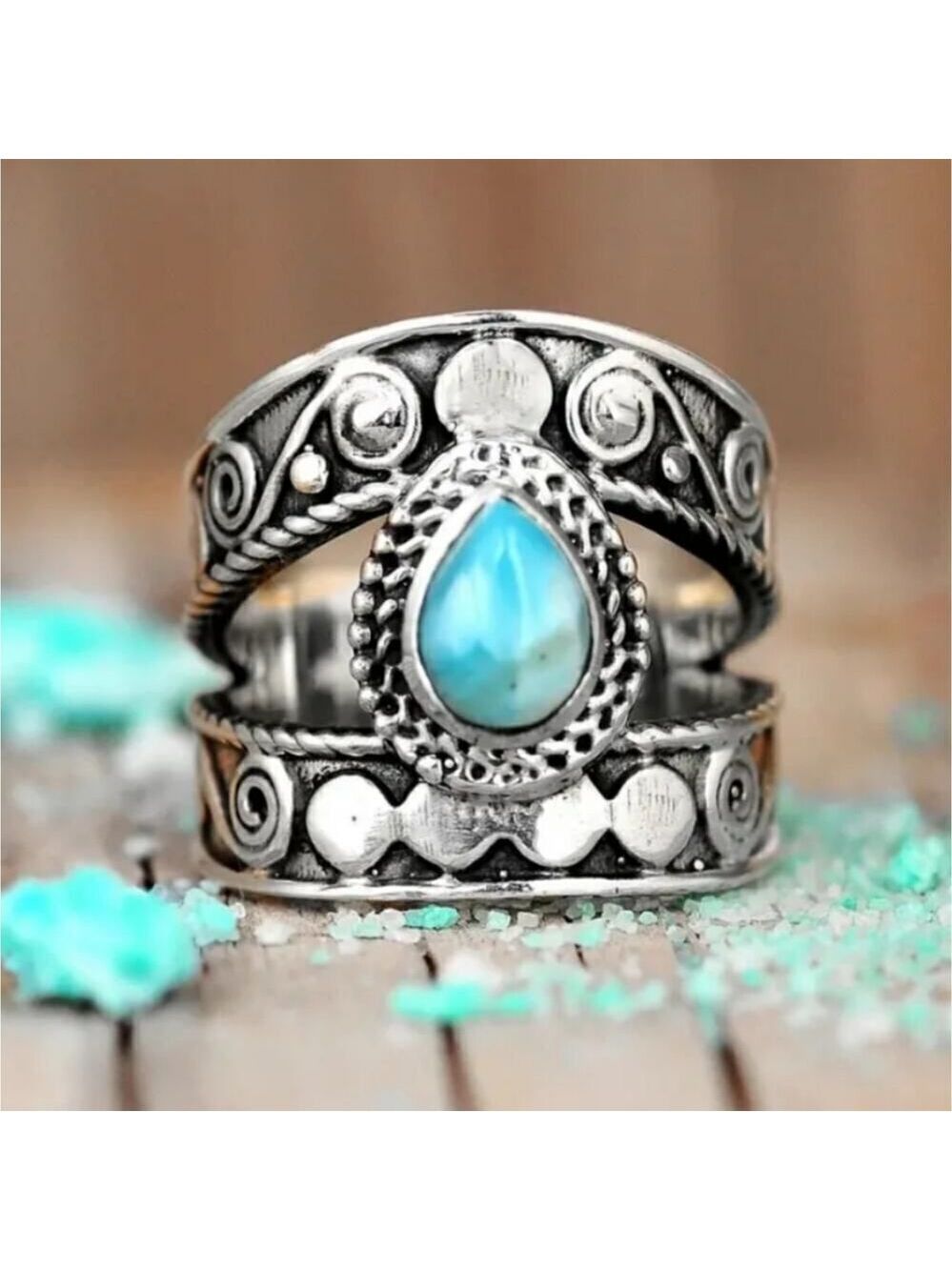Vintage Style Chunky Band Ring Inlaid Turquoise Jewelry